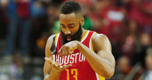 育中场穆奇 育中场穆奇