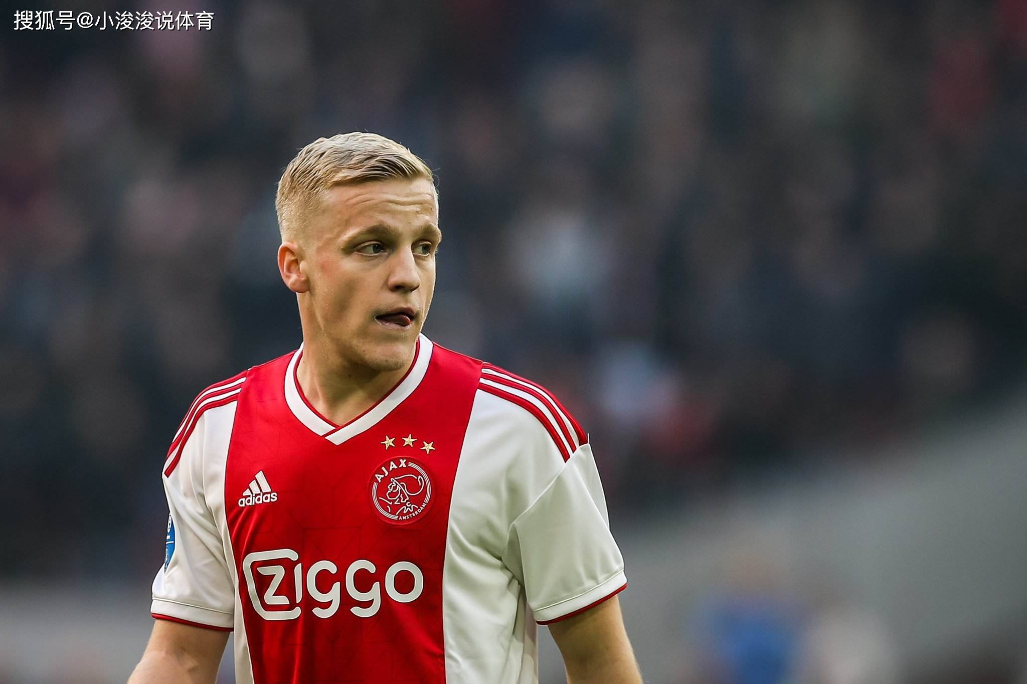 他从自家半 他从自家半